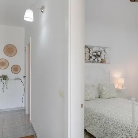 La Dehesa I شقة *